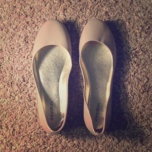 Women’s Nude Flats